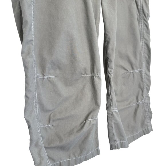 Kuhl Womens Hiking Capri Pants W/ Embroidered Flowers, 6 - Picture 7 of 11